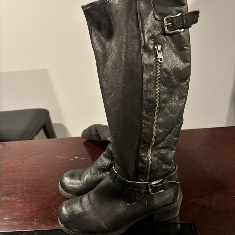 Black Knee-High Leather Boots with Buckle size 9.5